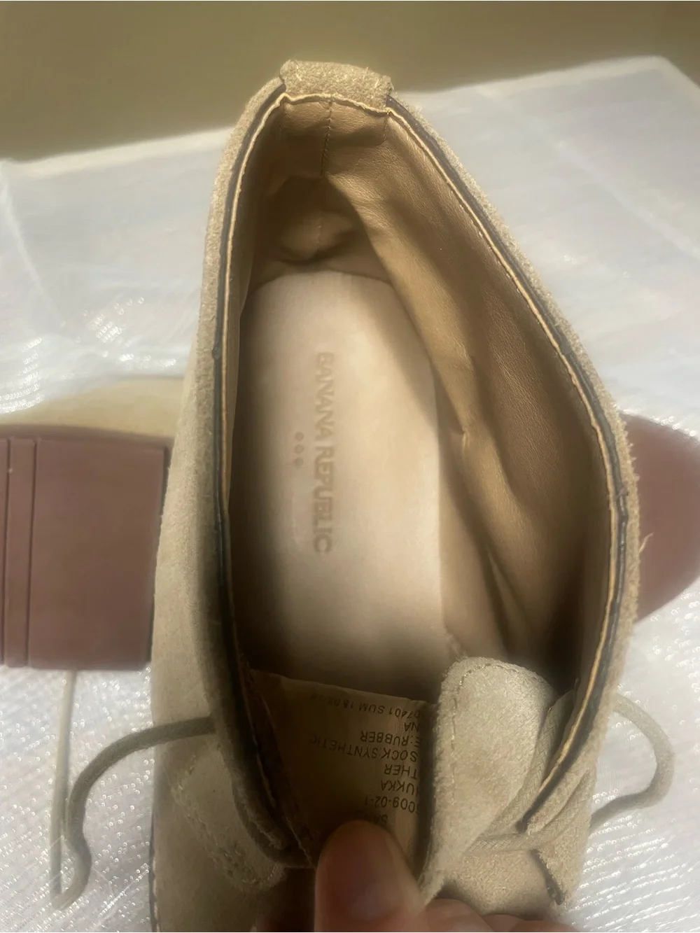 Banana Republic suede chukka